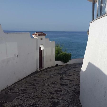 Magnifico Piso En Nerja Apartment ภายนอก รูปภาพ